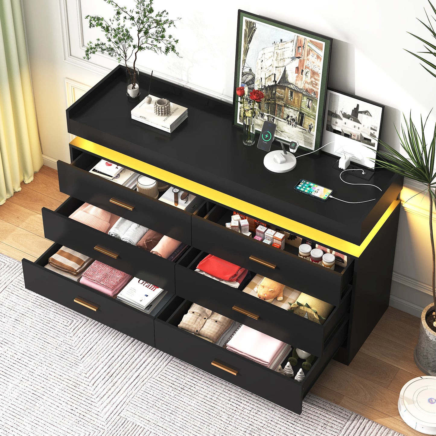 Spacious bedroom drawer organizer