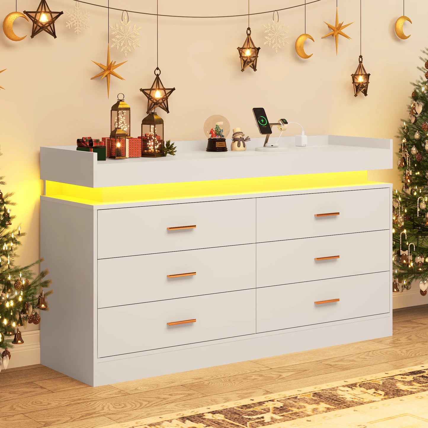 Spacious bedroom drawer organizer