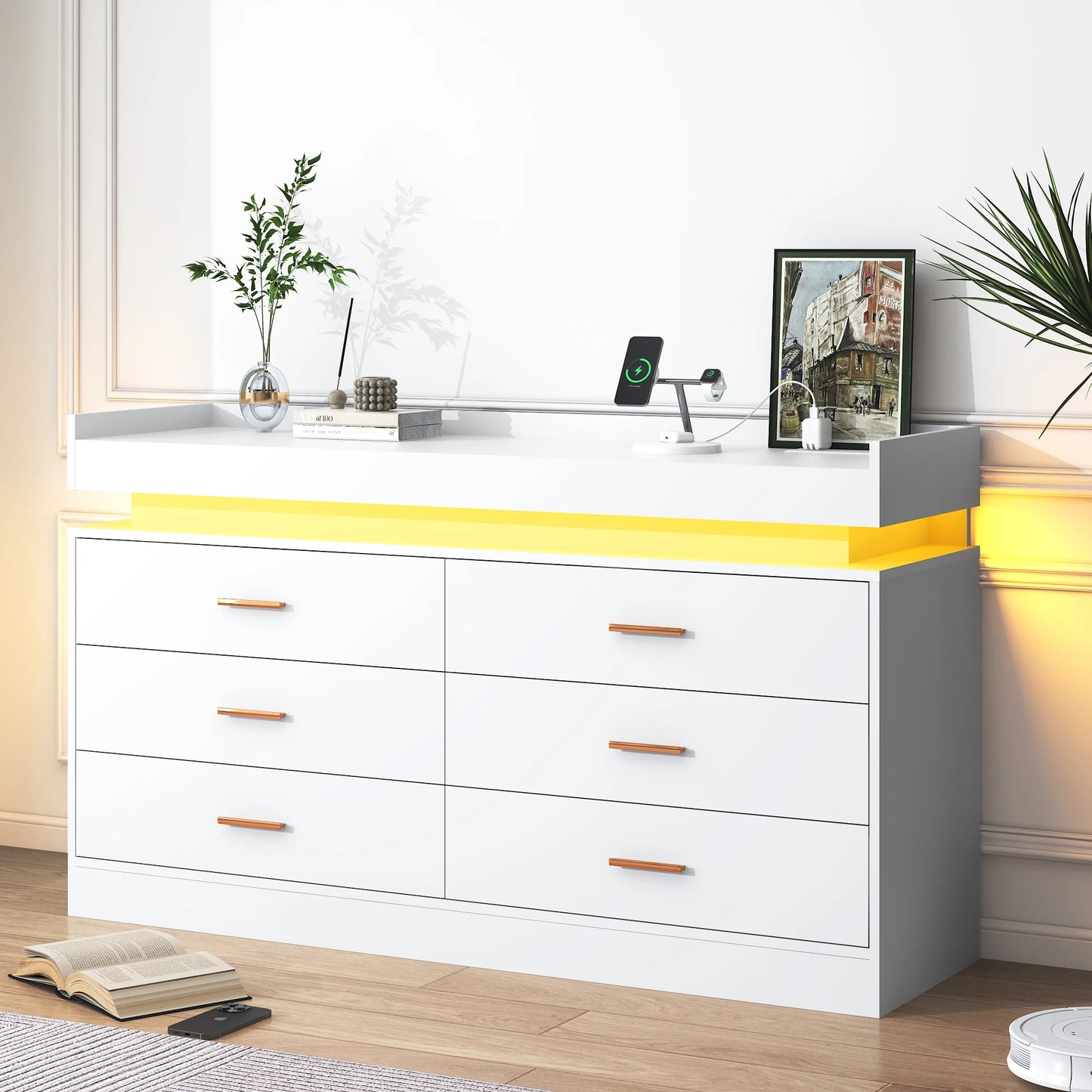 Spacious bedroom drawer organizer
