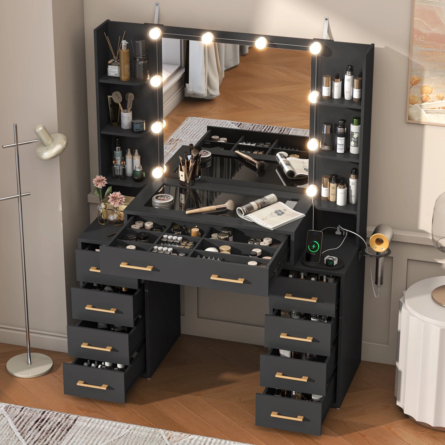 Large makeup table with 9 drawers
