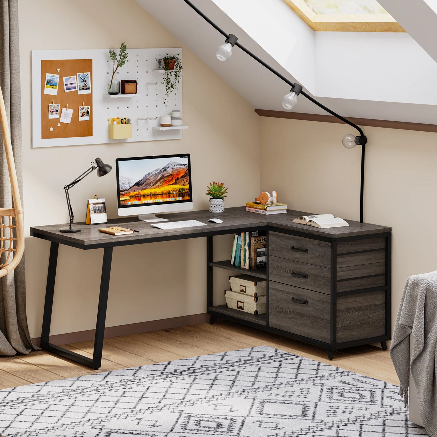 L‑Shaped PC Desk